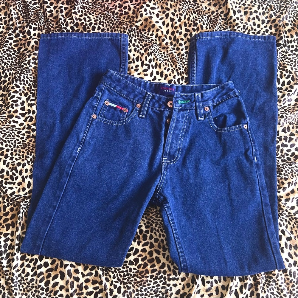 TOMMY HILFIGER Vintage High-Waist Hipster Flare Jeans in Blue ⋆ PRE-LOVED ⋆